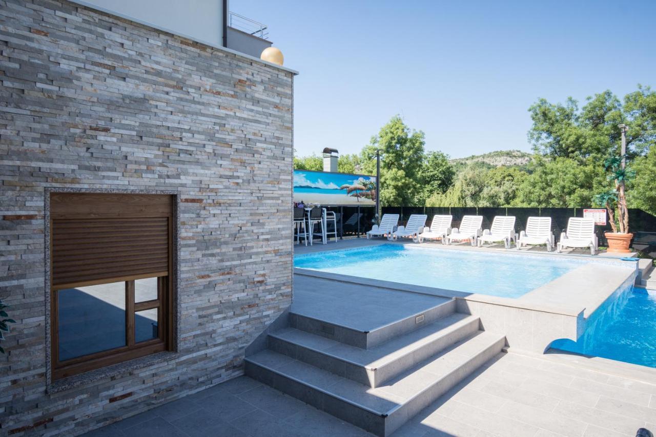 Adria Centar Kocusa Ljubuški Exterior foto